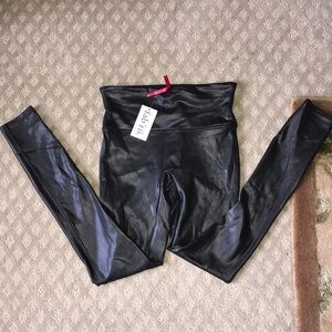 NWT SPANX FAUX LEATHER LEGGINGS
